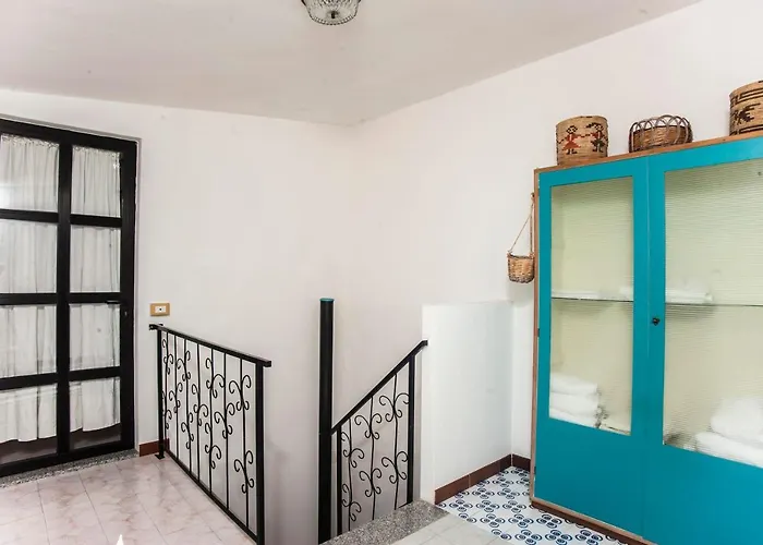 Mansarda Marina Nyaraló *