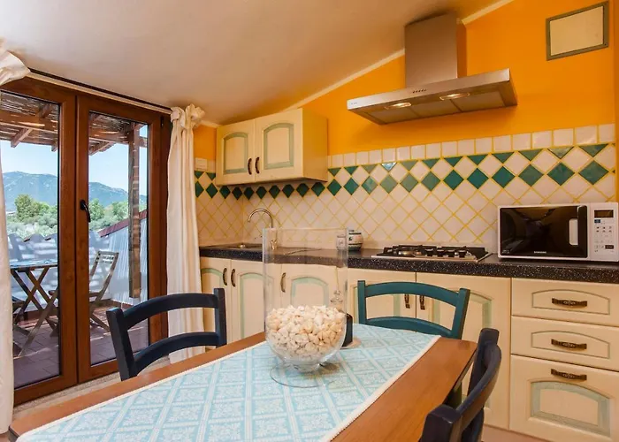 Mansarda Marina 度假居 *